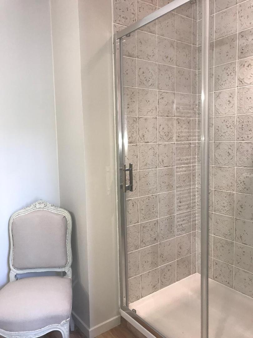 Perlepampille Apartment *